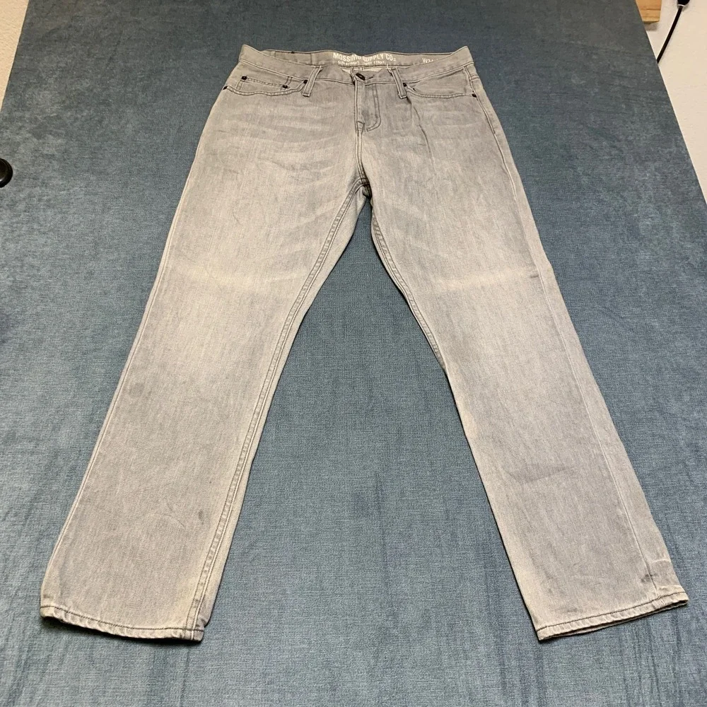 Mossimo Supply Co Slim Fit Jeans Mens 34x30 Gray Denim Straight Leg Light Wash